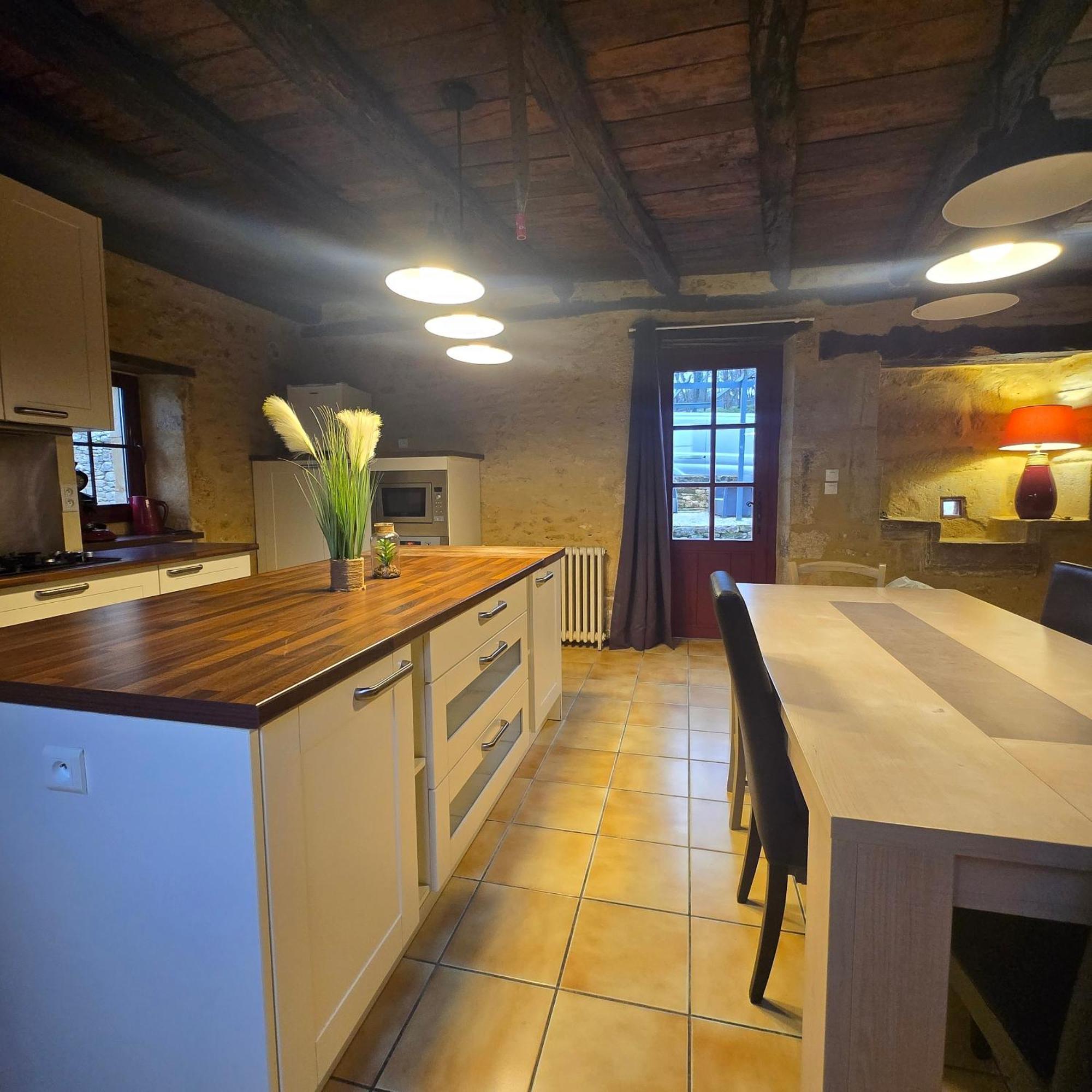 Gite Les Combes Montignac Lascaux Buitenkant foto